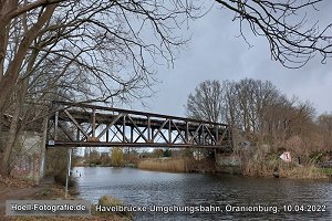 Brücke Umgehungsbahn in Oranienburg am 10.04.2022 - Foto: Olaf Hoell