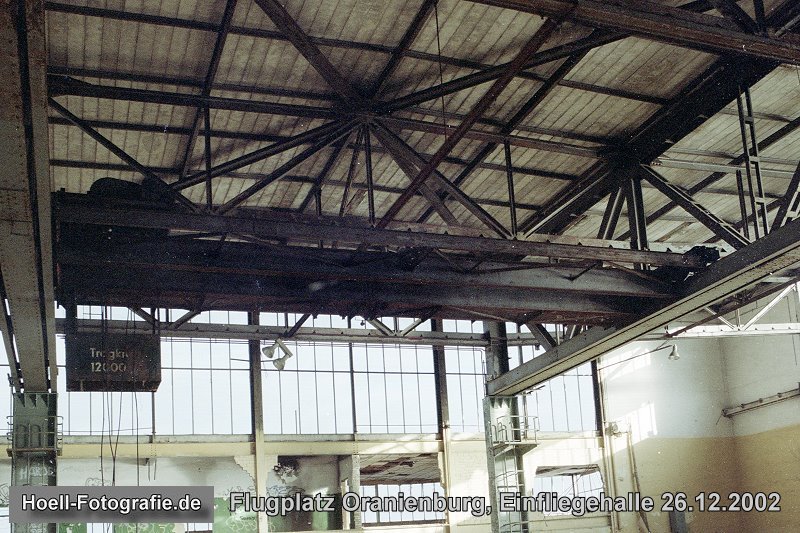 Einfliegehalle der Heinkel-Werke Oranienburg - ehemaliger Flugplatz Oranienburg - Foto: Olaf Hoell